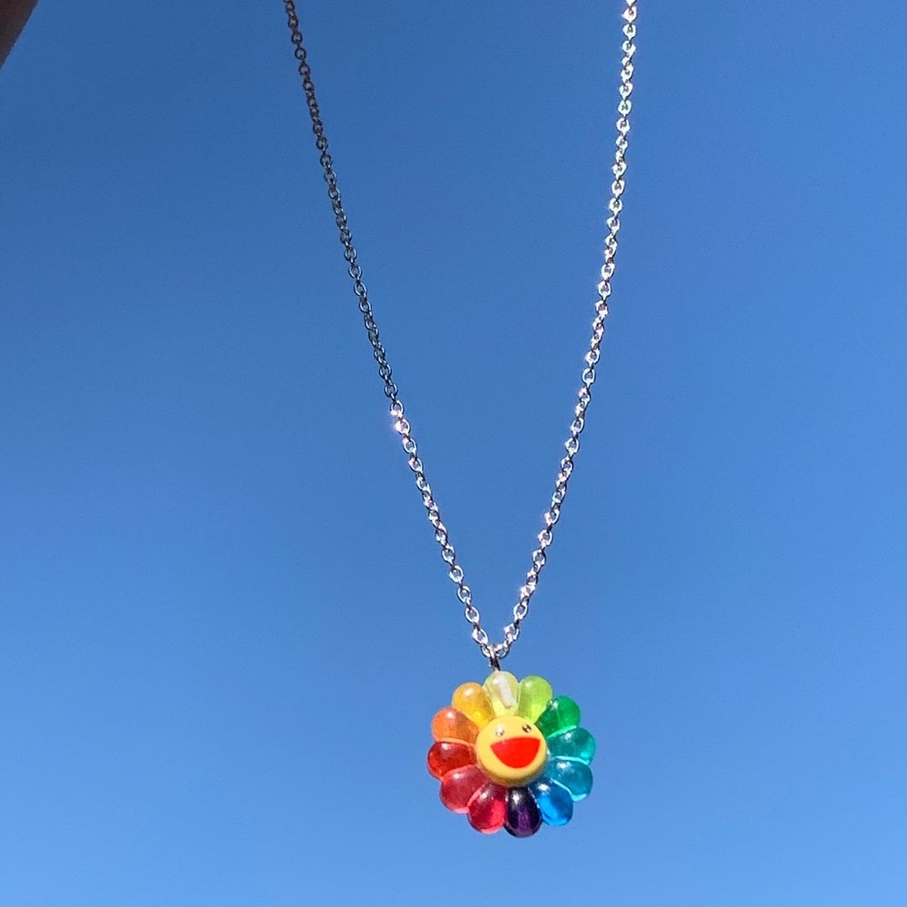 - Cute Rainbow Happy Flower Necklaces